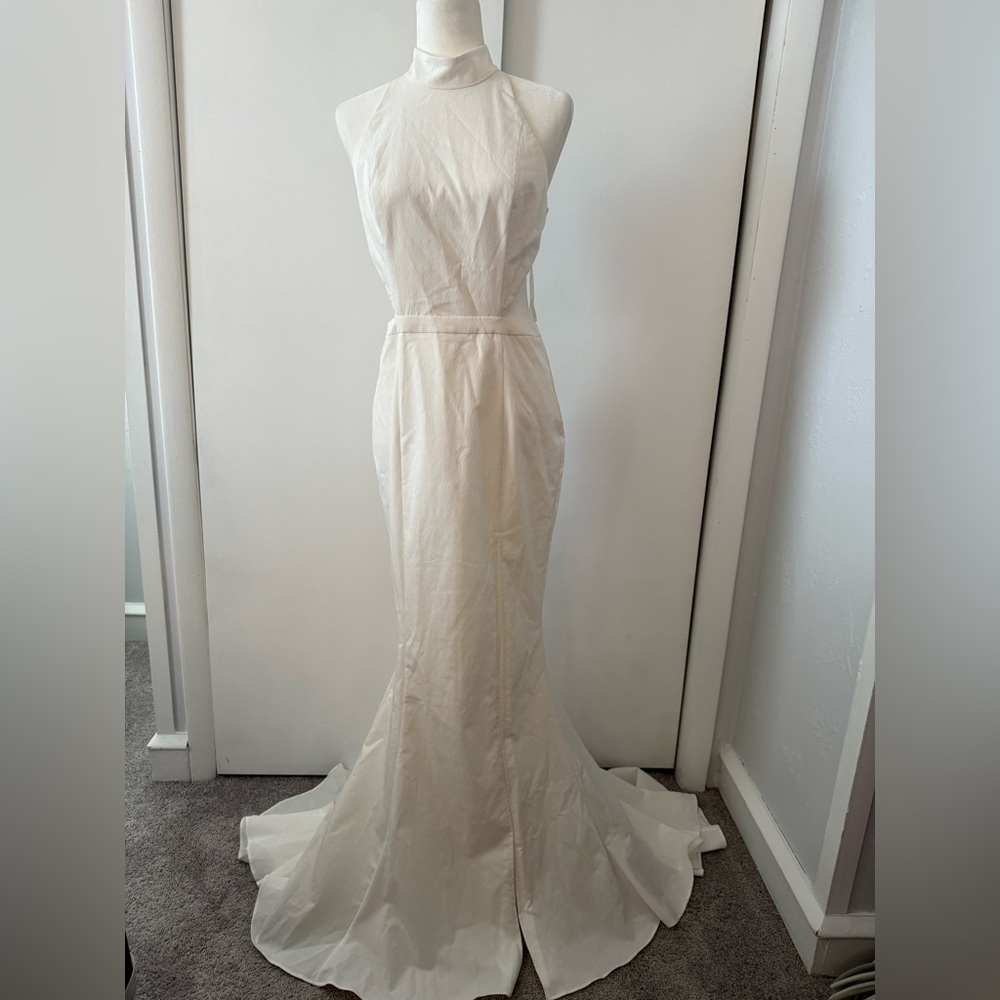 Elle zeitoune luxe Veronica in white gown